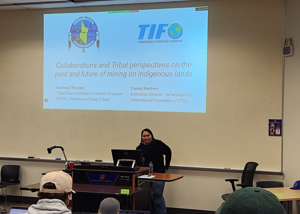 Racheal Thacker of the Shoshone-Paiute Tribes presenting on Environmental Health issues relating to her Tribe at the Boise State University MARSUNEX Seminar.